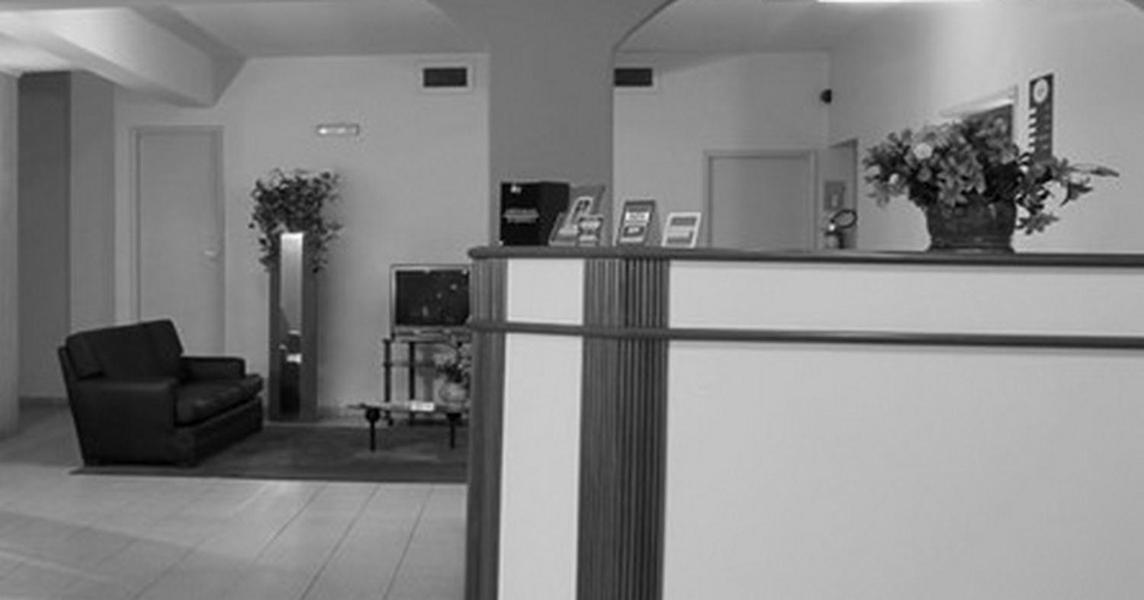 Euro Hotel Curitiba Buitenkant foto