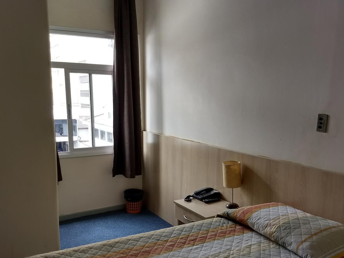 Euro Hotel Curitiba Buitenkant foto